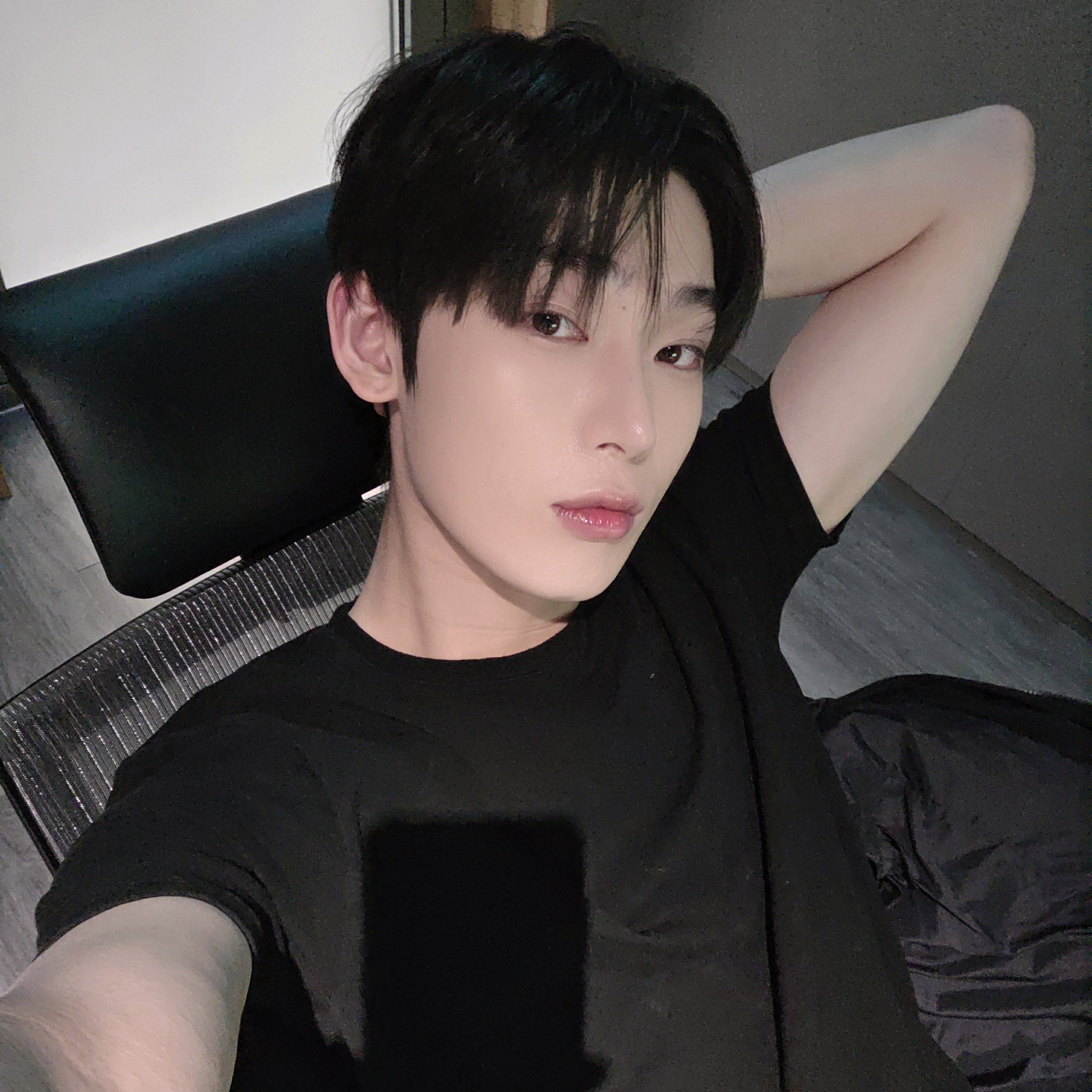 선우 (ENHYPEN)의 비하인드 컷