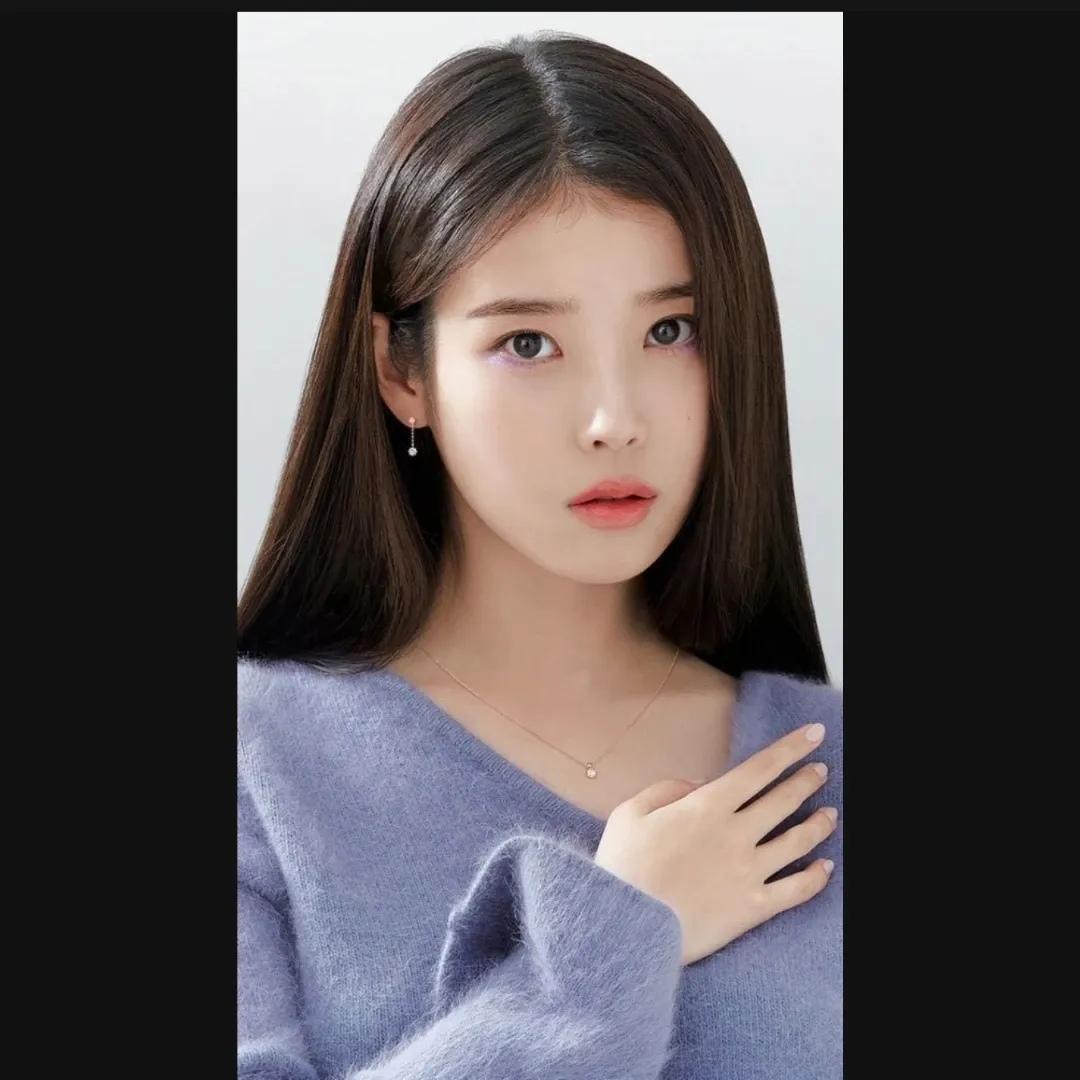 아이유 최근 활동샷