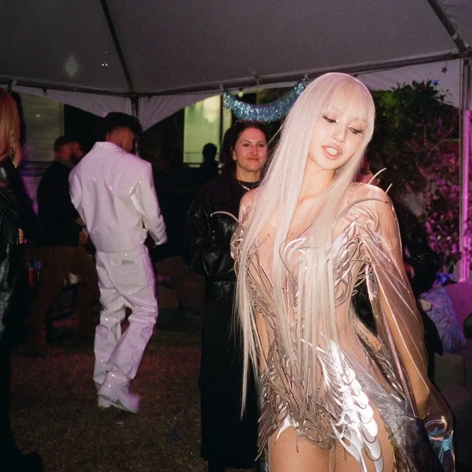 Potret di balik layar Lisa (BLACKPINK)