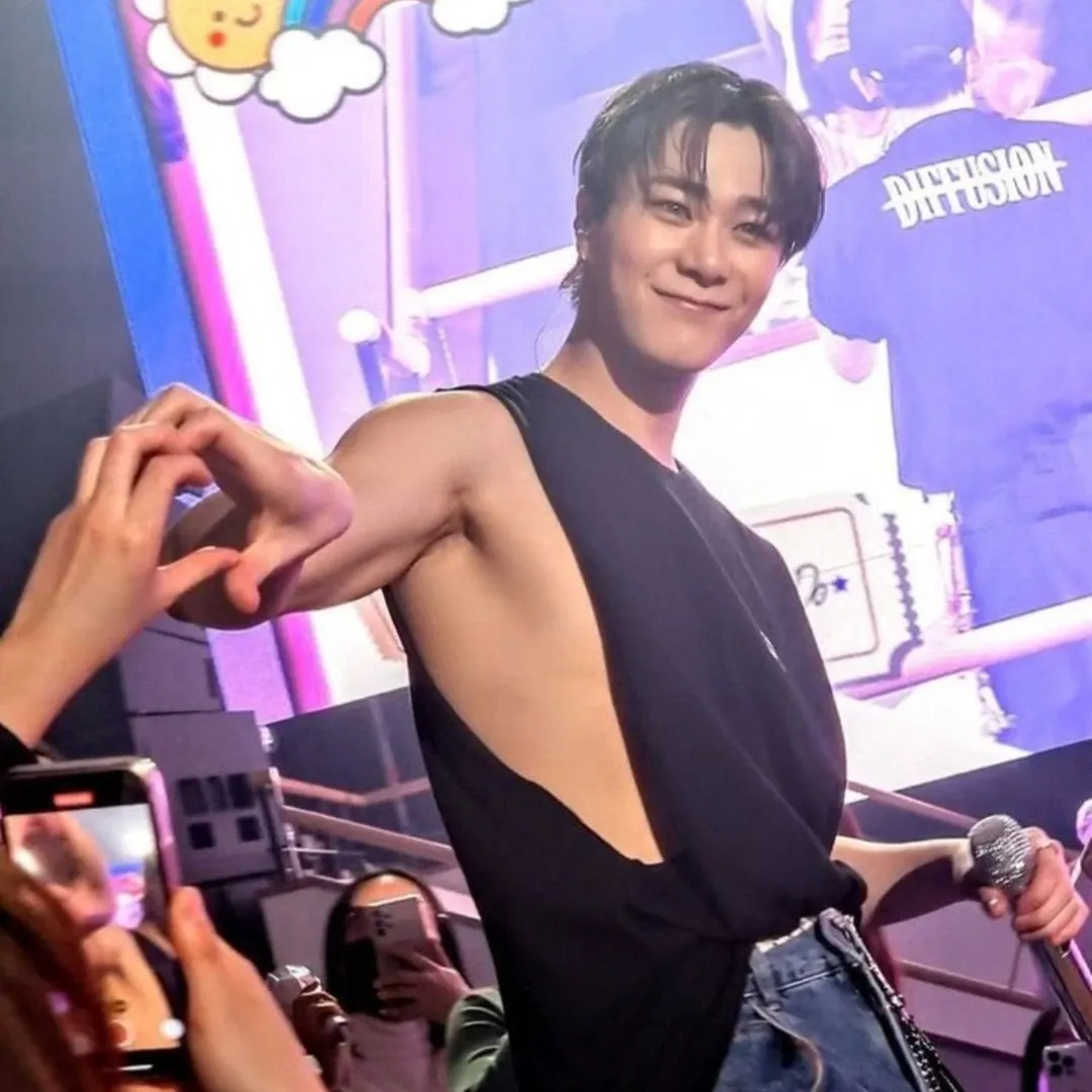 Behind-the-scenes cut of Moonbin (ASTRO)
