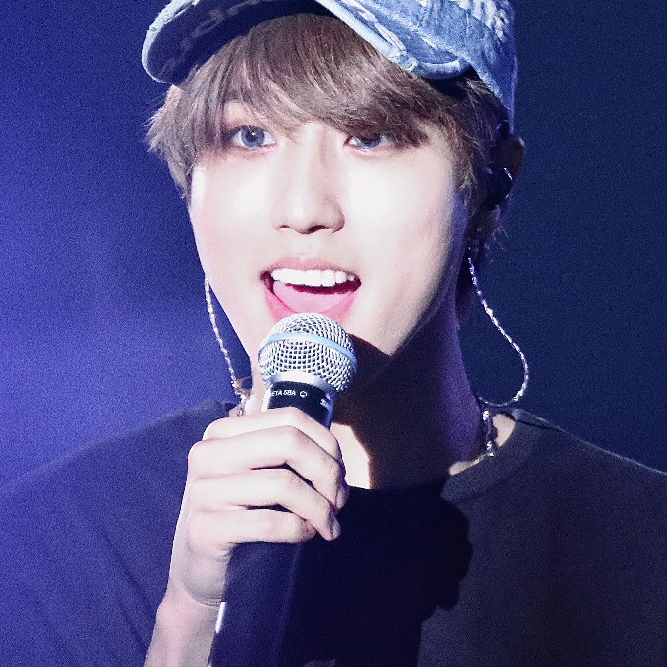 A moment captured by HAN (Stray Kids)'s fan