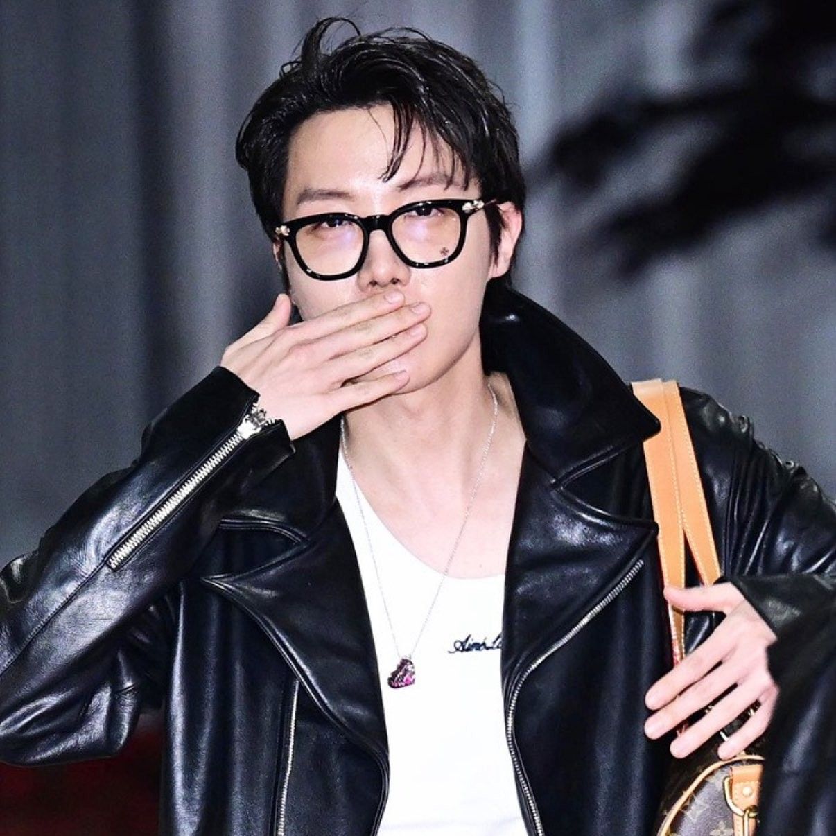 제이홉 (방탄소년단)의 비하인드 컷