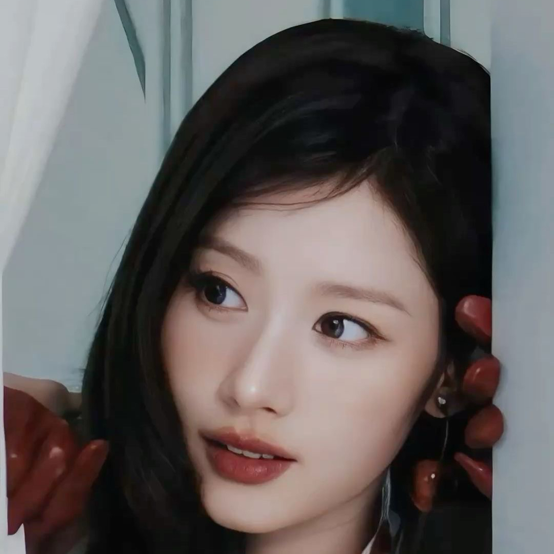 Sana (TWICE)粉絲拍下的瞬間