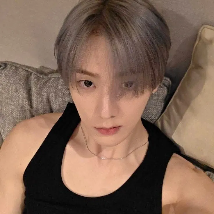 ASTROの舞台裏ショット