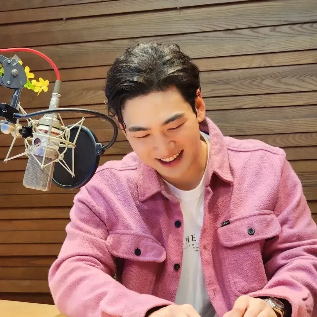 백호 최근 활동샷