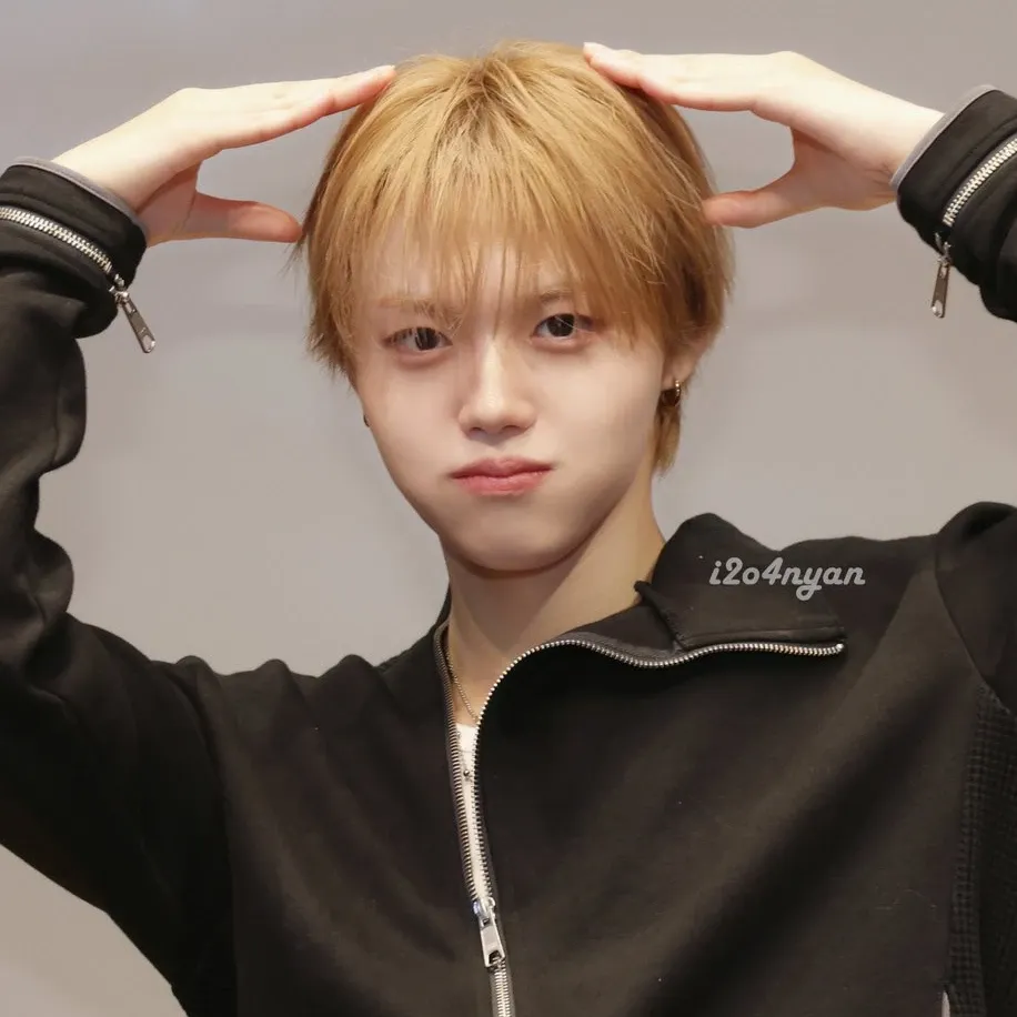 A moment captured by Doyoung (TREASURE)'s fan