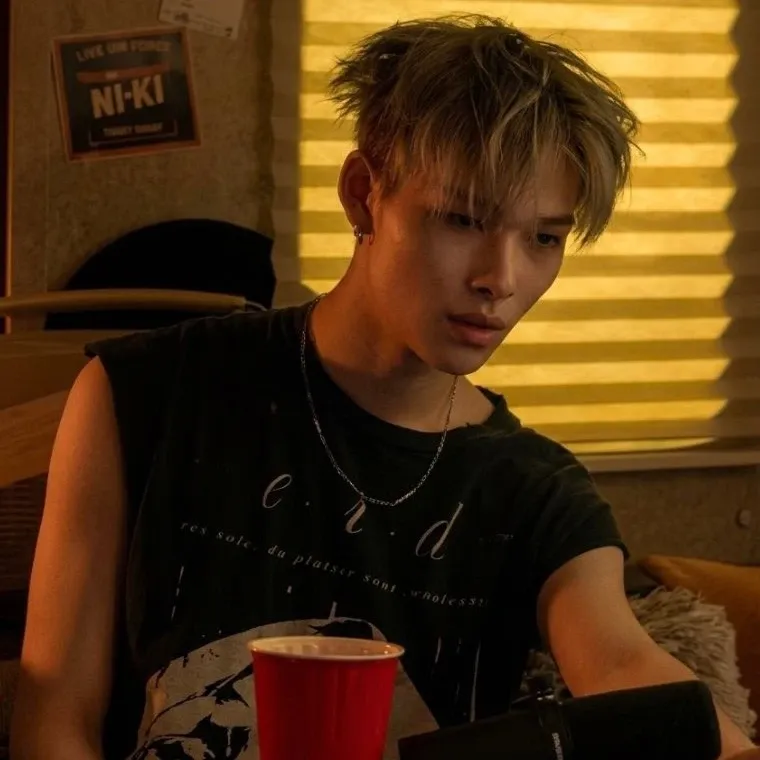 Potret di balik layar NI-KI (ENHYPEN)