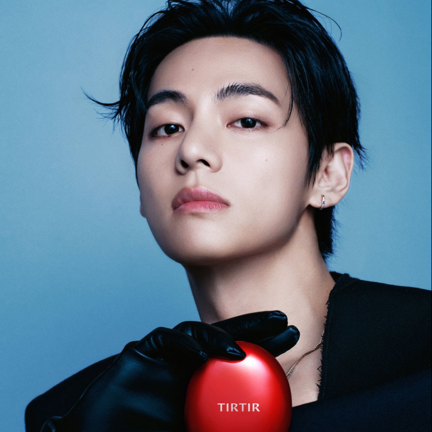 Latest photo of V (BTS)