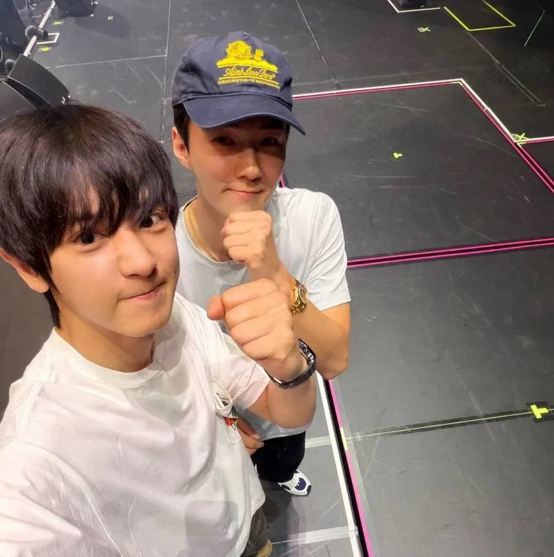 チャンヨル (EXO)の舞台裏ショット