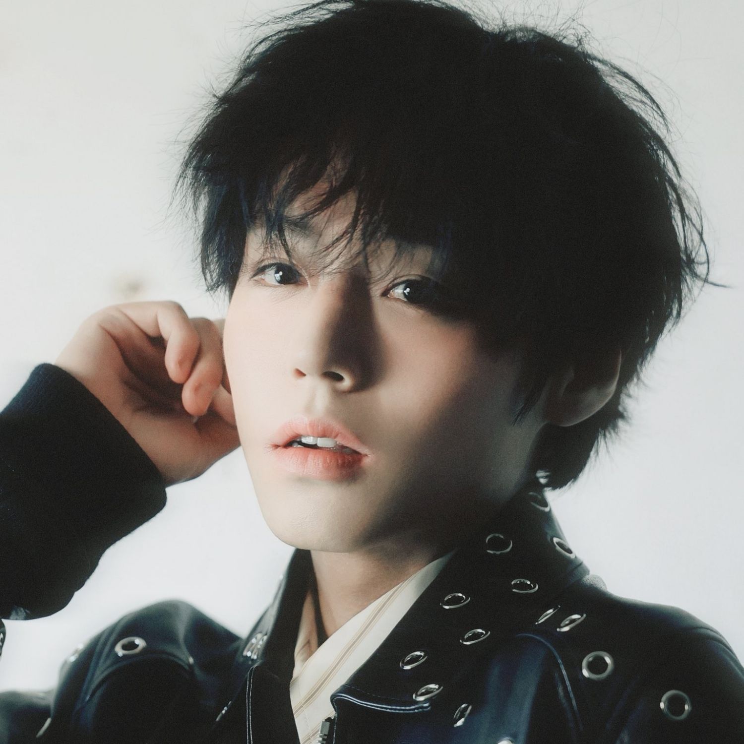 Recent activity shot of Park Jihoon
