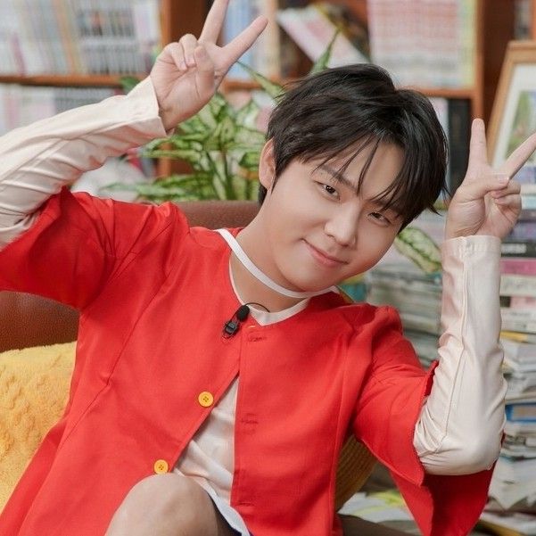 A moment captured by Jung Seunghwan's fan