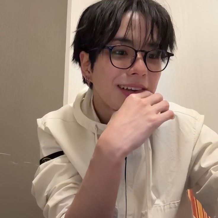 윤재혁 (TREASURE) 최근 활동샷