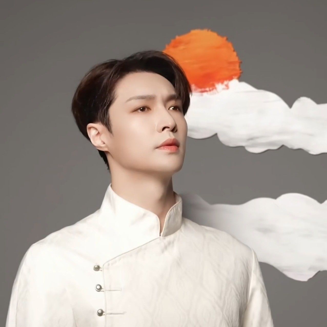 A moment captured by Lay (EXO)'s fan