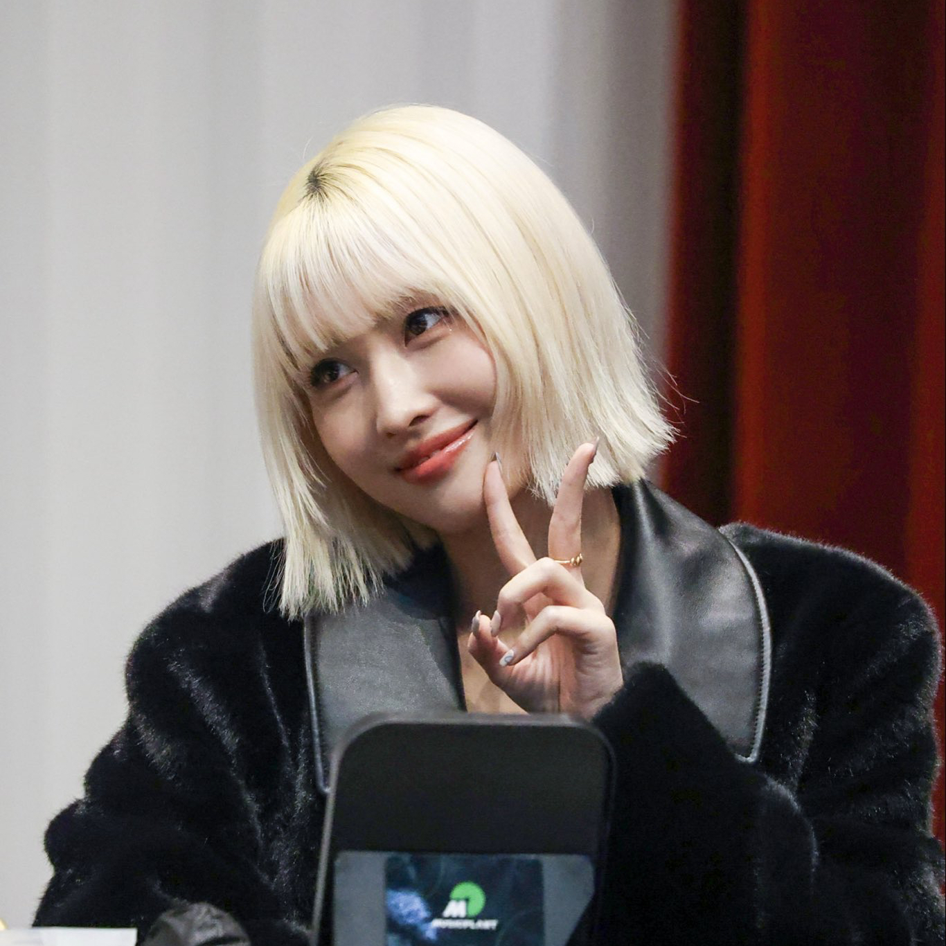 Latest photo of Momo (TWICE)