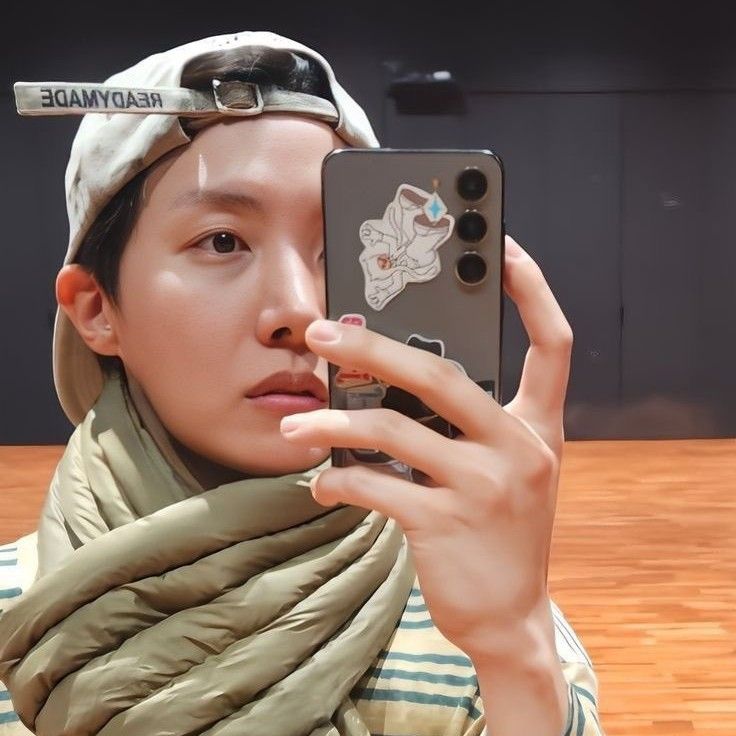 제이홉 (방탄소년단)의 비하인드 컷