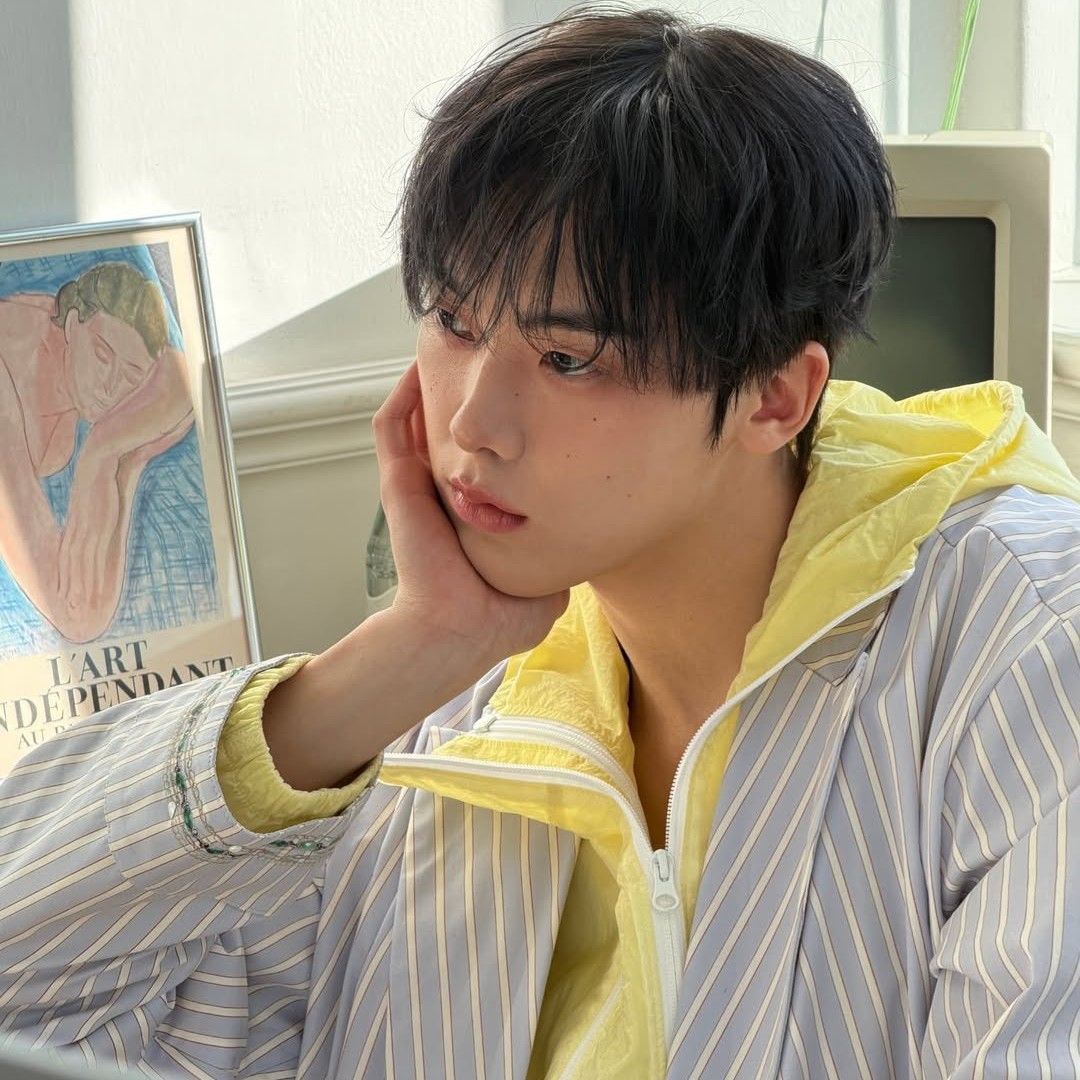 A moment captured by ASTRO's fan