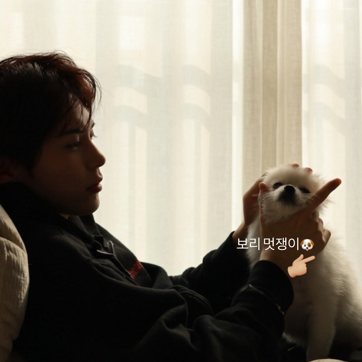 成韩彬 (ZEROBASEONE)的最新活动照片