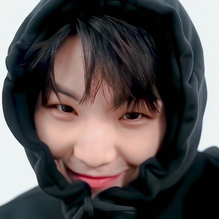 Latest photo of Woozi (SEVENTEEN)