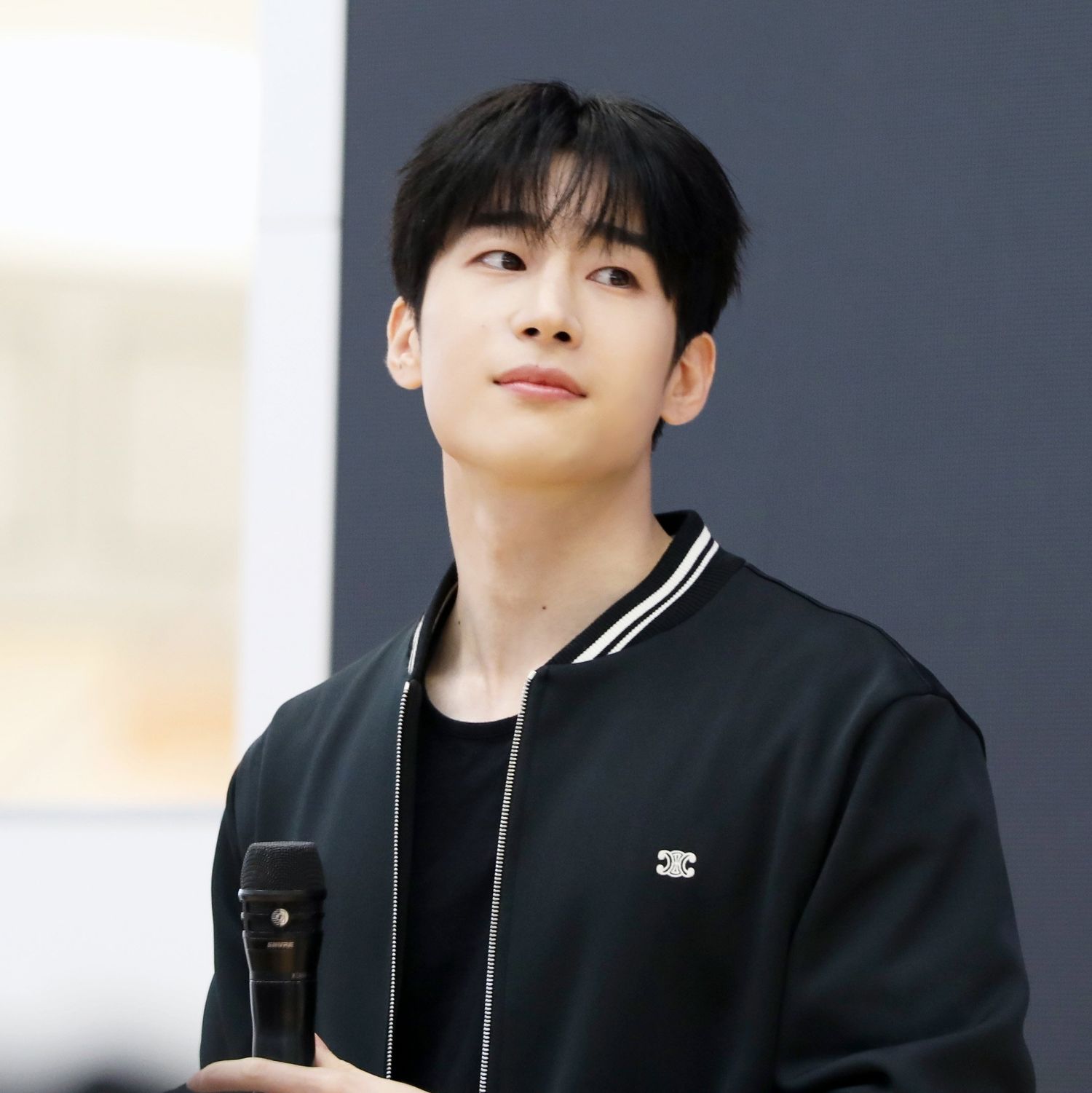 Latest photo of Han Seungwoo