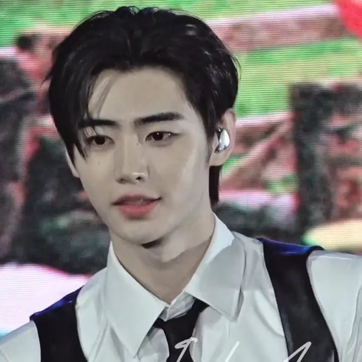 成訓 (ENHYPEN)的幕後花絮