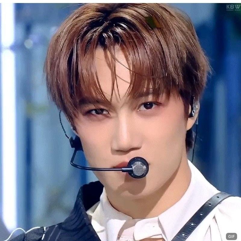 Momen yang diabadikan oleh penggemar Kai (EXO)