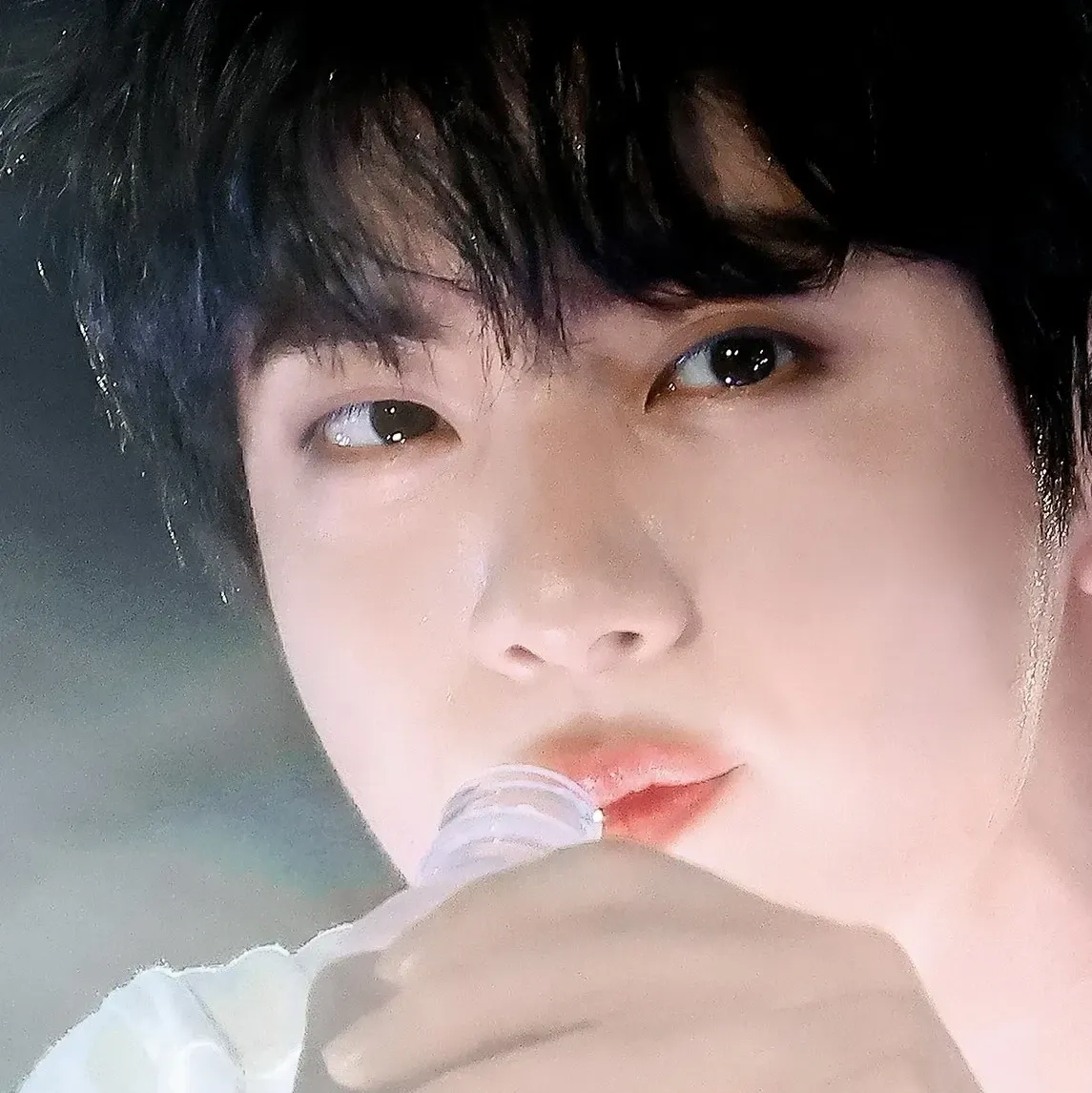 Potret di balik layar Jin (BTS)