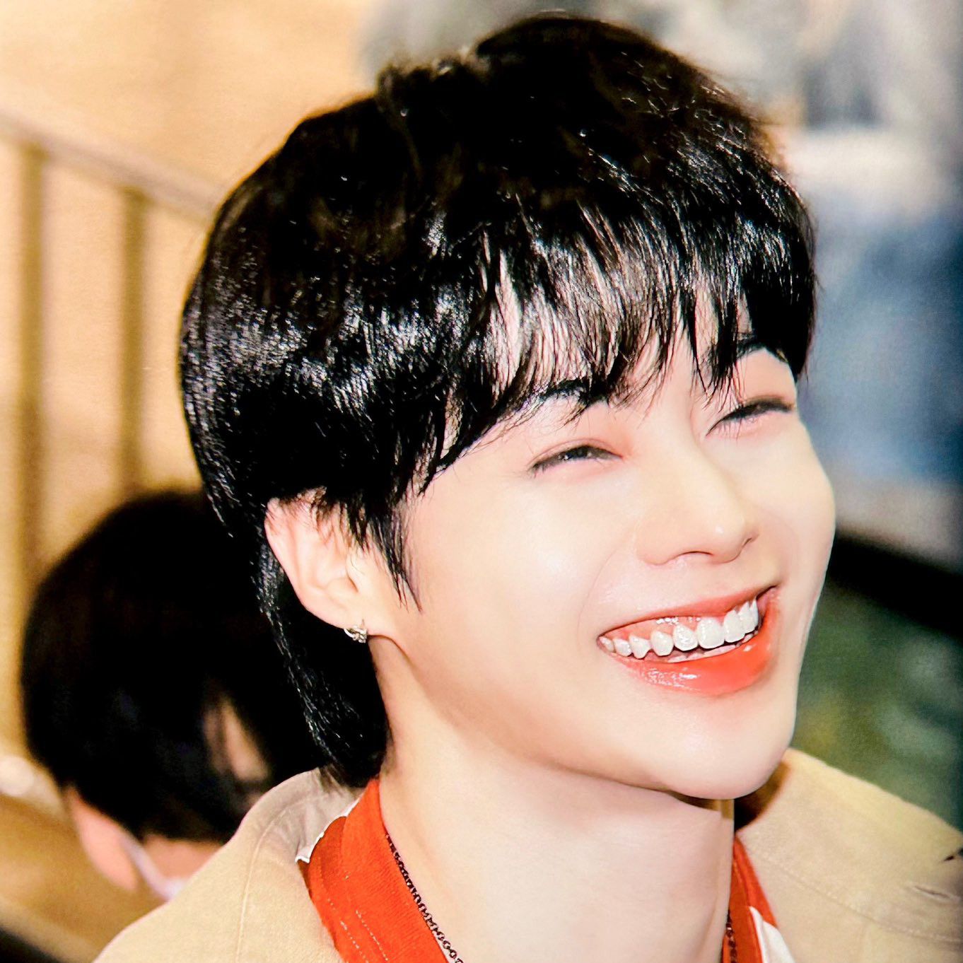 Behind-the-scenes cut of Hanbin (TEMPEST)