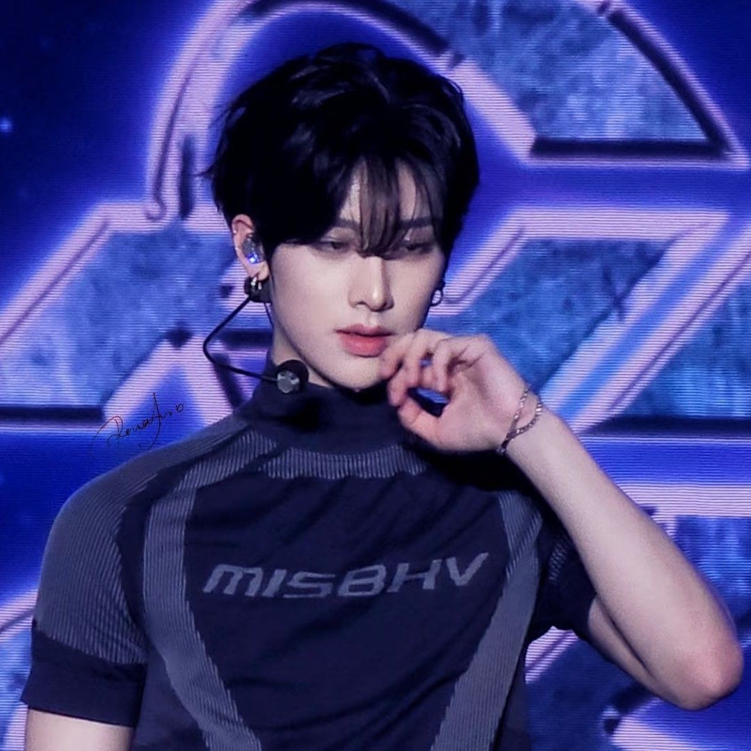 Behind-the-scenes cut of Ricky