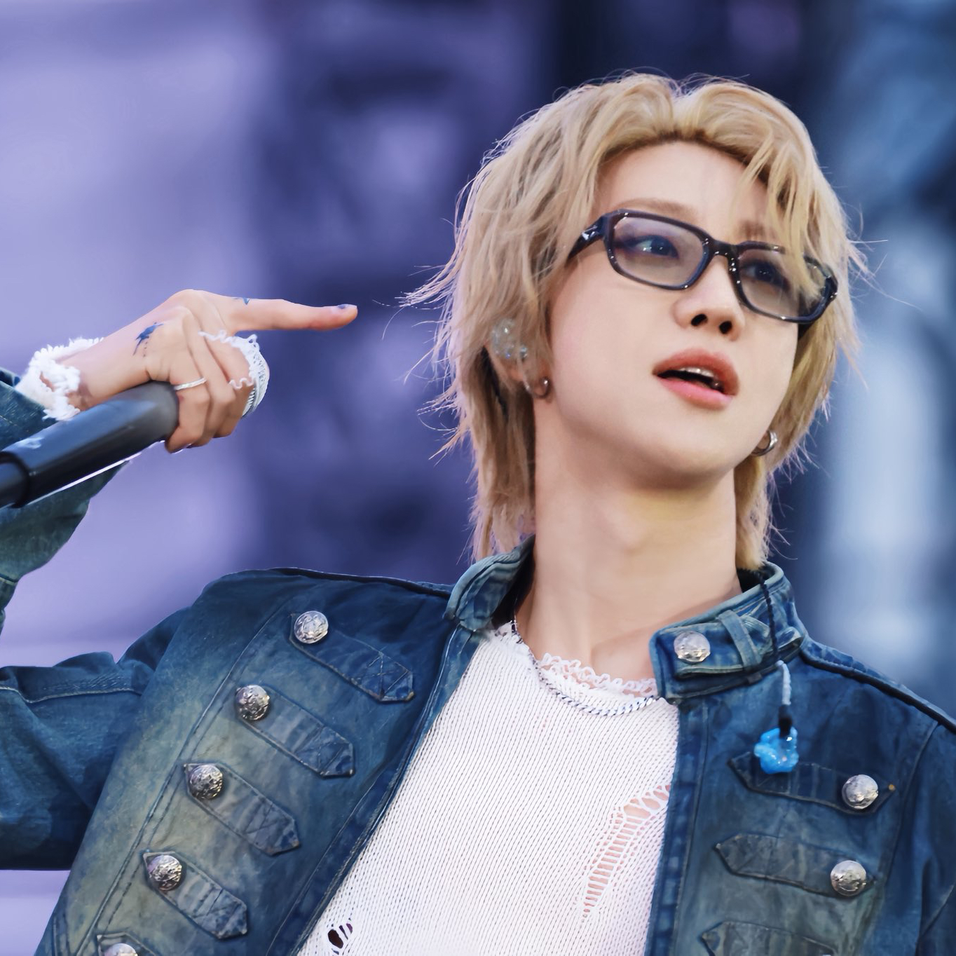 Behind-the-scenes cut of The 8 (SEVENTEEN)