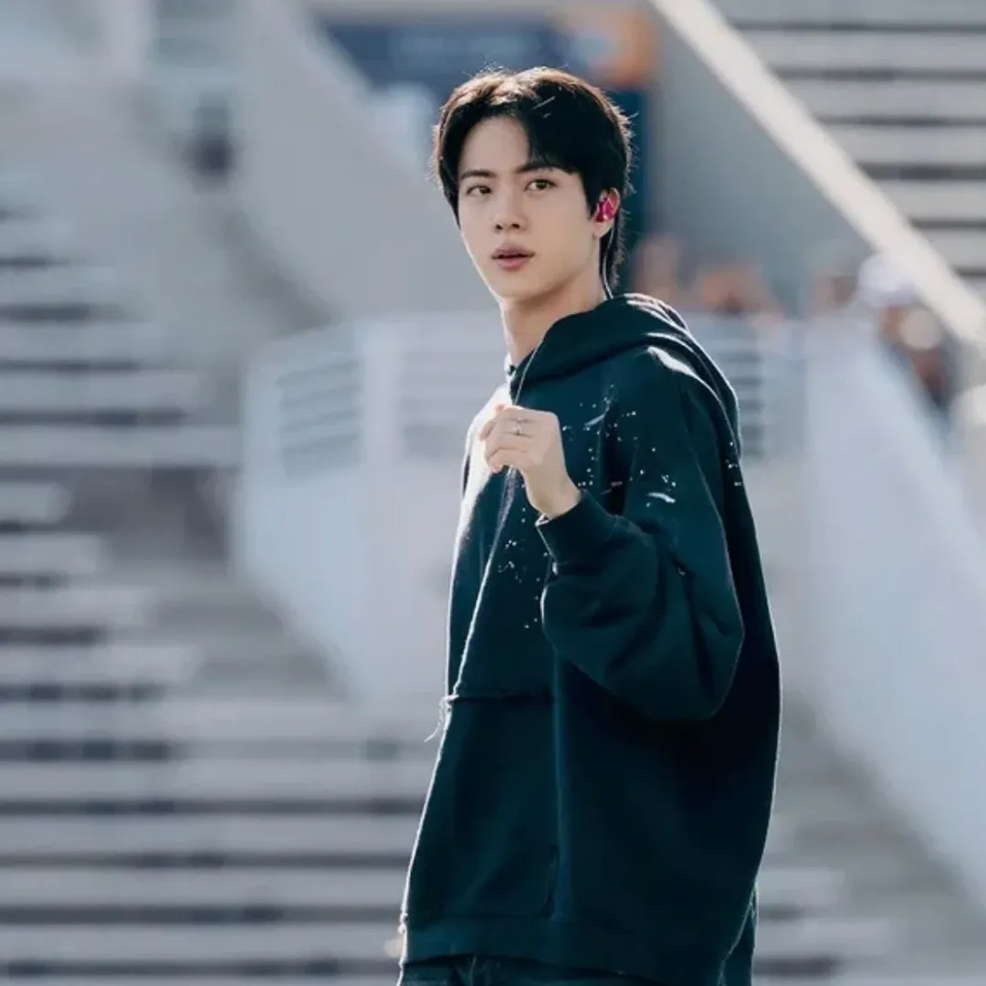 Foto terbaru Jin (BTS)