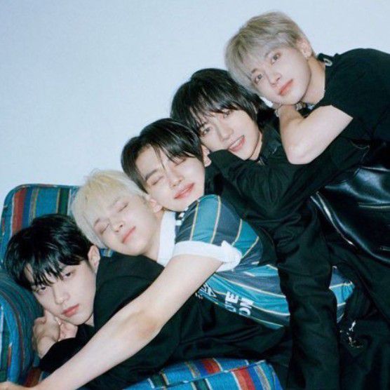 Latest photo of TOMORROW X TOGETHER