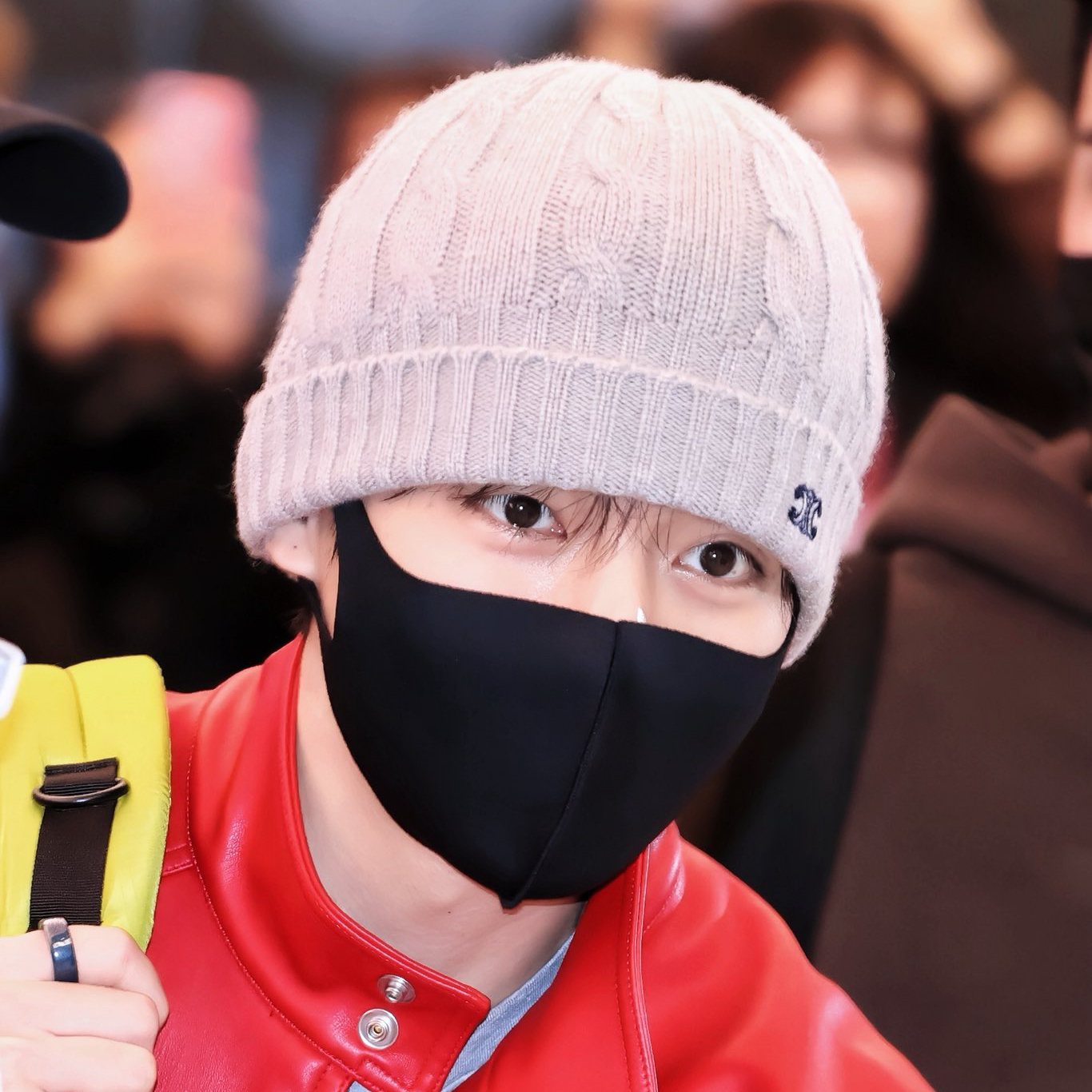 뷔 (방탄소년단)의 비하인드 컷