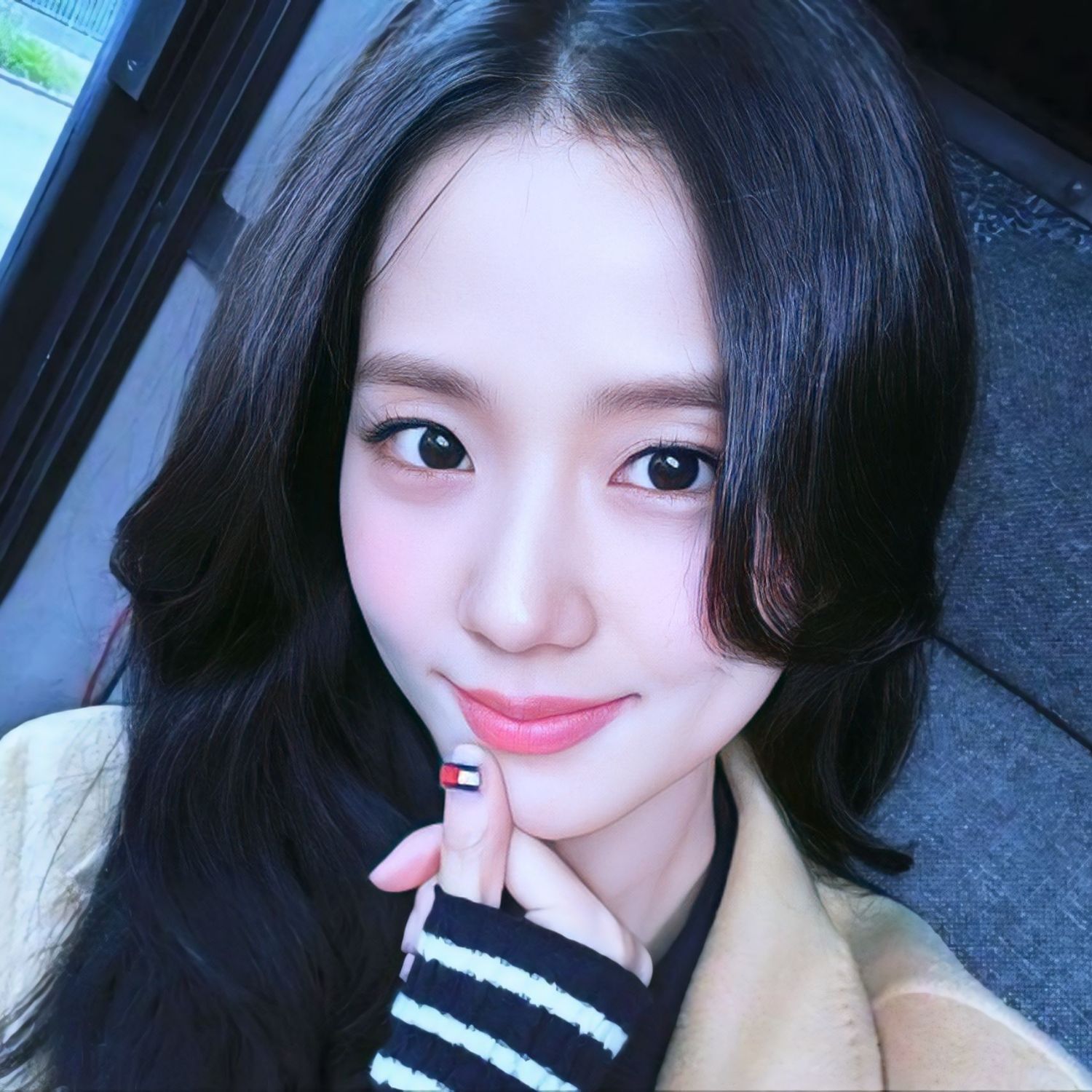 A moment captured by Jisoo (BLACKPINK)'s fan