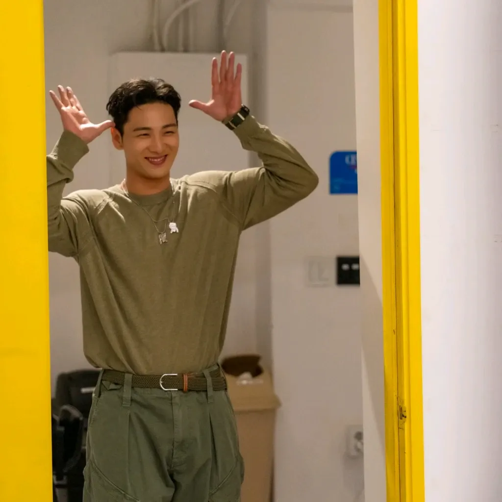 백호의 비하인드 컷