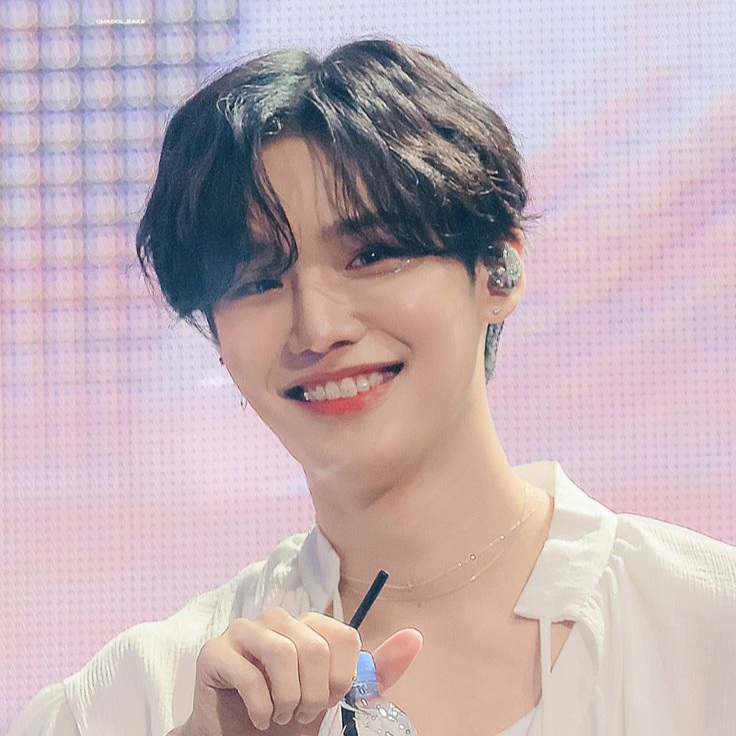 Behind-the-scenes cut of Seunghun (CIX)