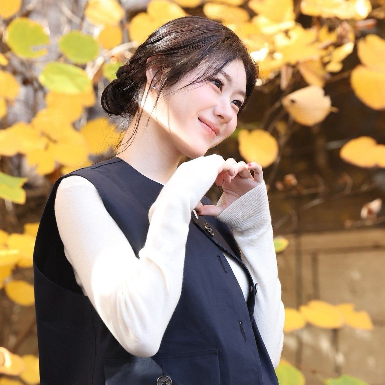 Foto aktivitas terbaru Chaeryeong (ITZY)