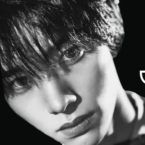 Behind-the-scenes cut of Jinbeom (WHIB)