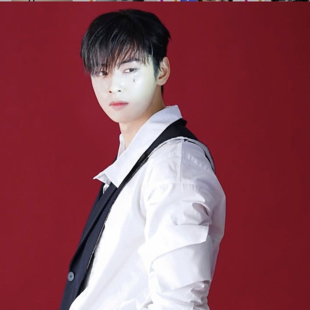 Recent activity shot of Eunwoo (ASTRO)