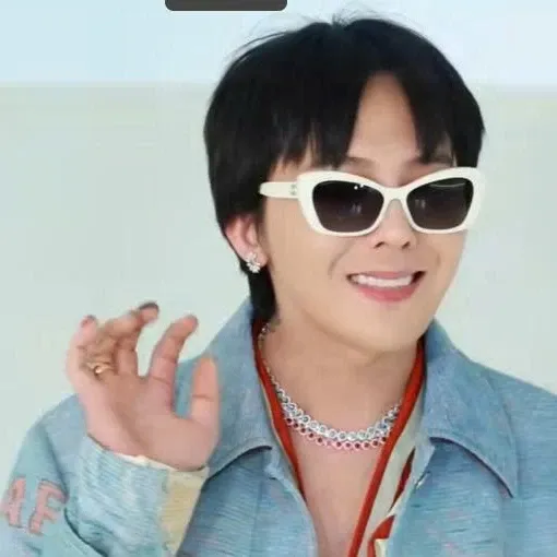 A moment captured by G-DRAGON (BIGBANG)'s fan
