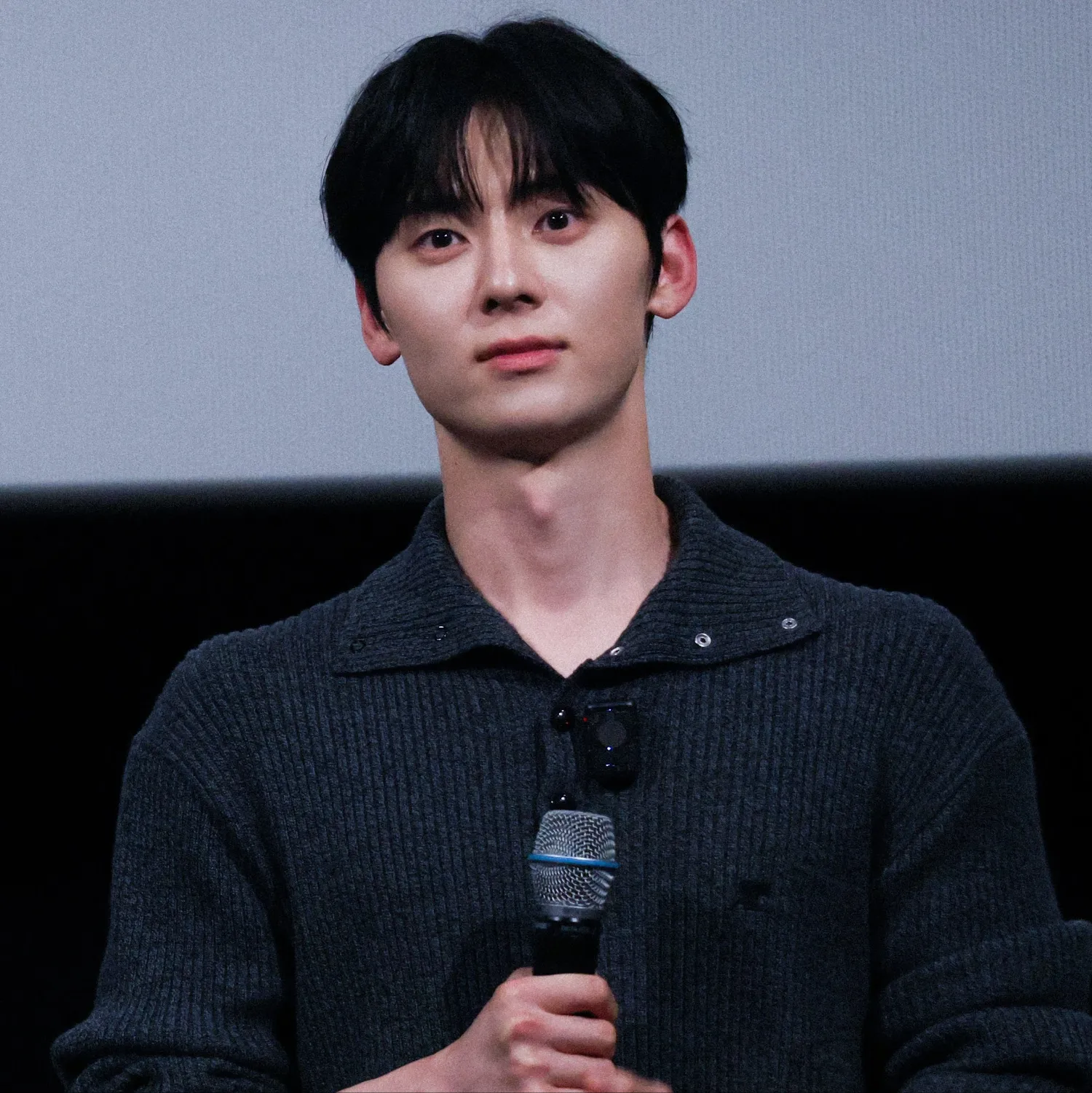 Recent activity shot of Hwang Minhyun