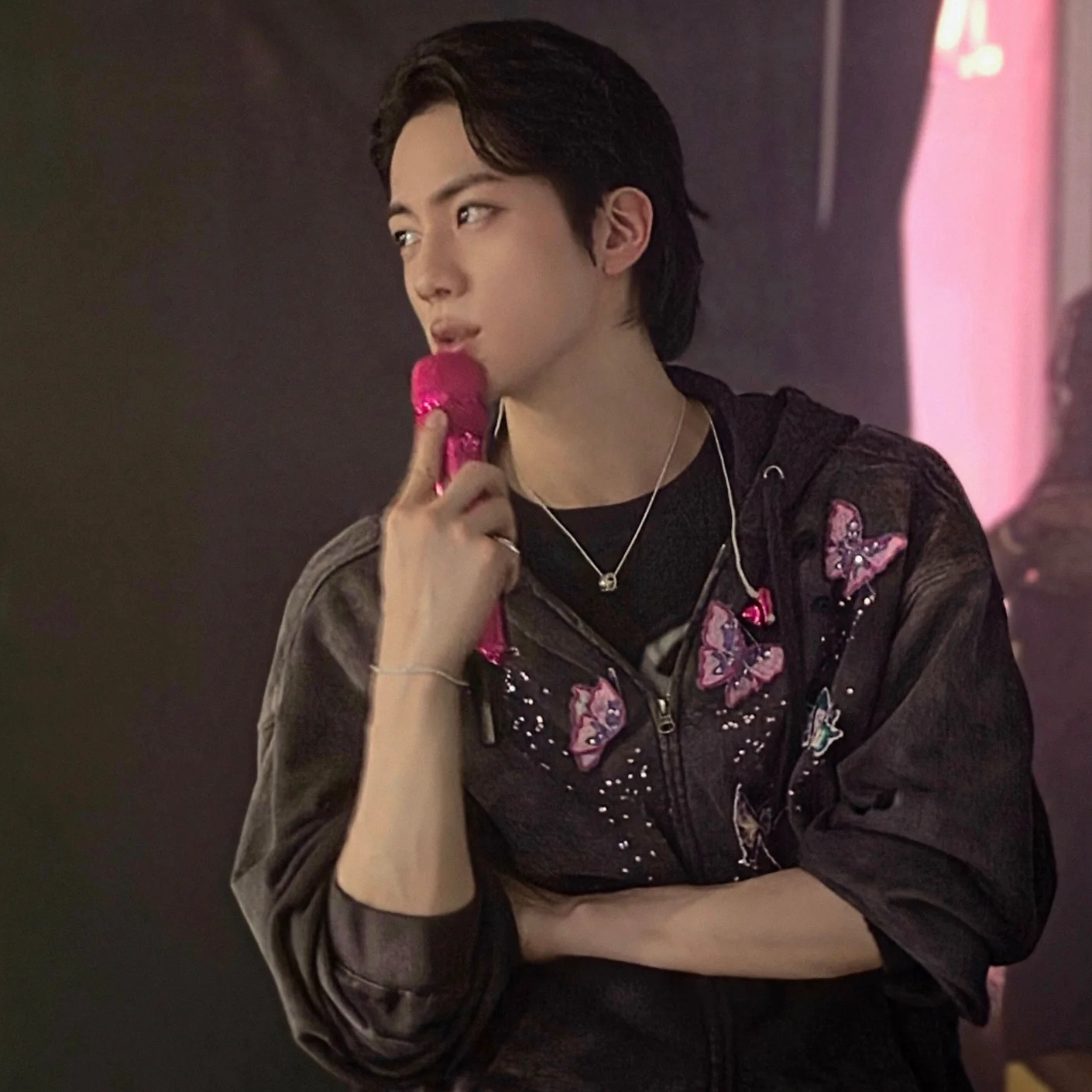 Foto terbaru Jin (BTS)