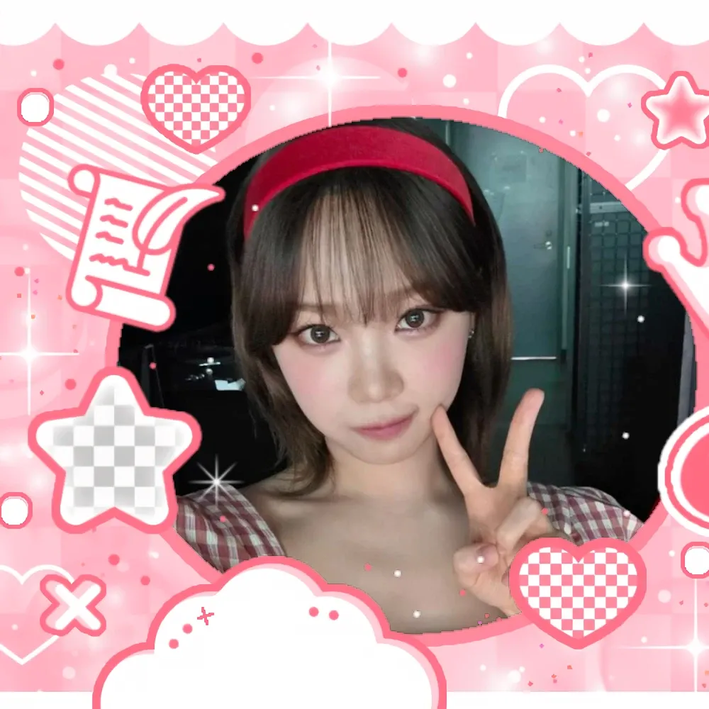 Latest photo of LE SSERAFIM