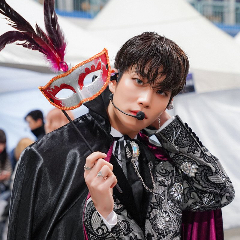 ASTRO的最新照片