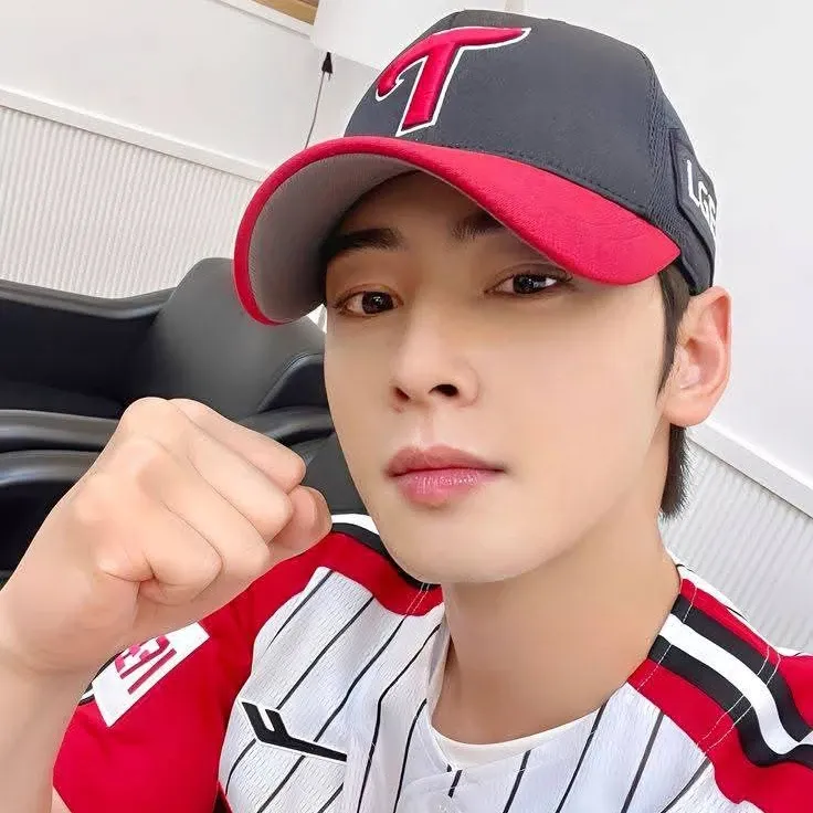 Behind-the-scenes cut of Eunwoo (ASTRO)