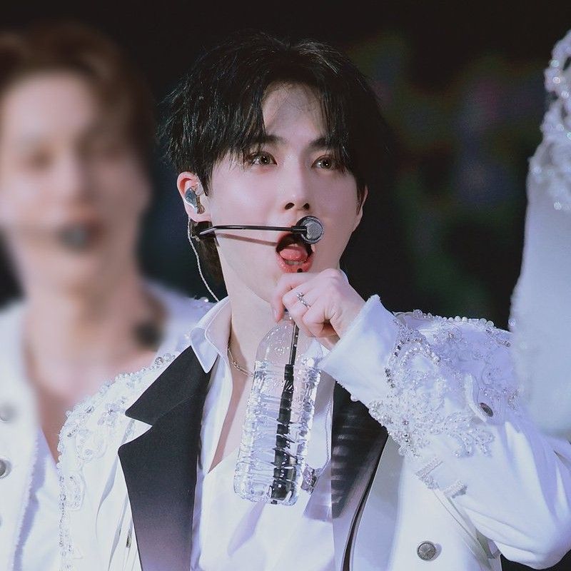 Foto terbaru Suho (EXO)