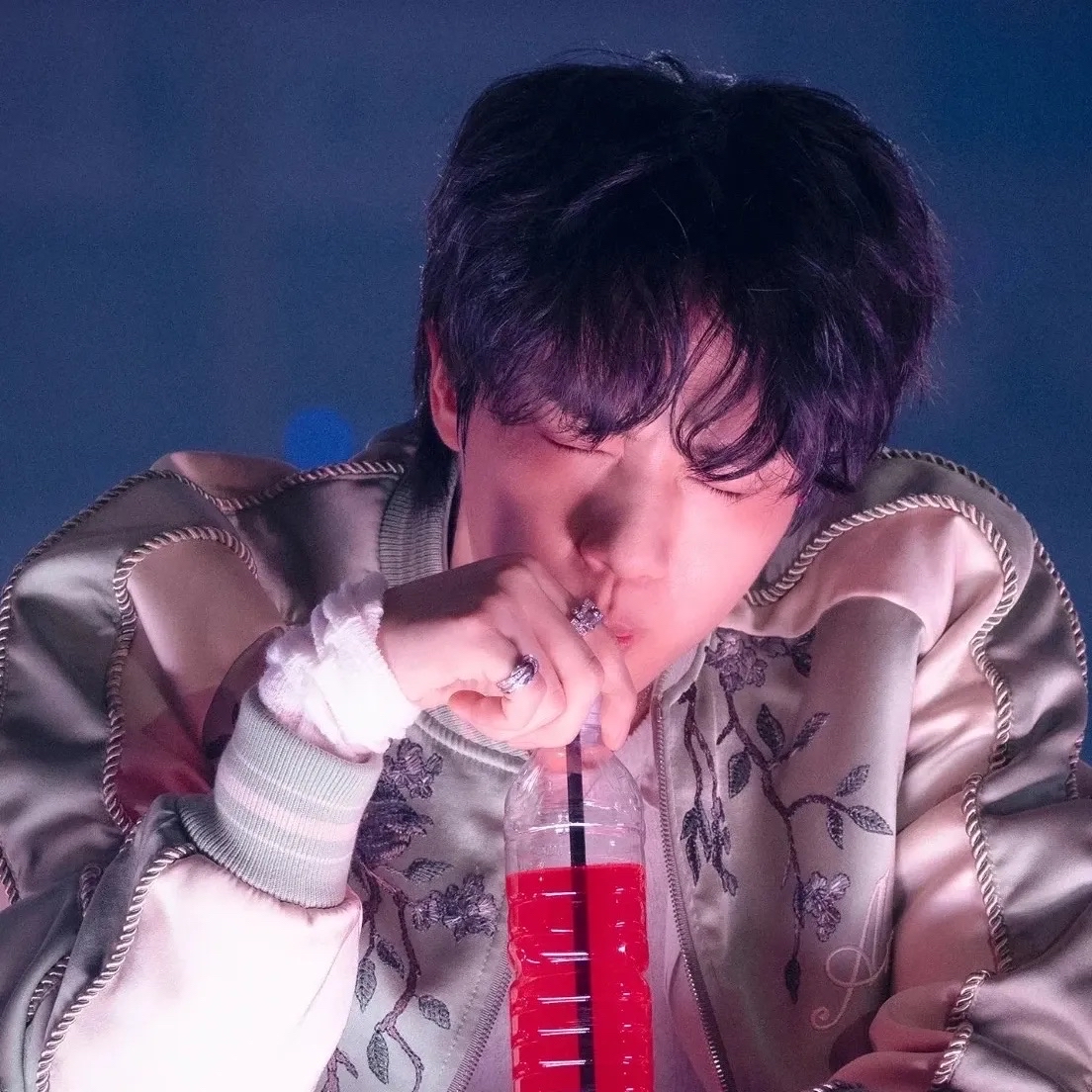 Momen yang diabadikan oleh penggemar Jin (BTS)