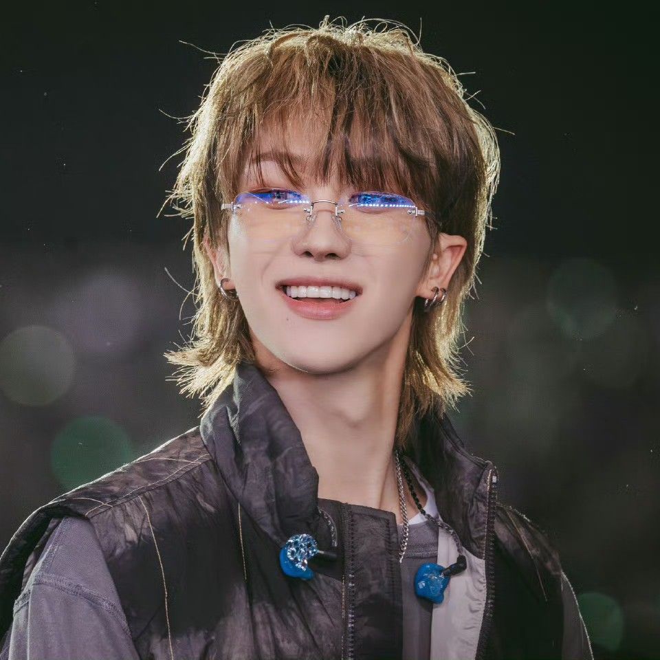 Recent activity shot of The 8 (SEVENTEEN)