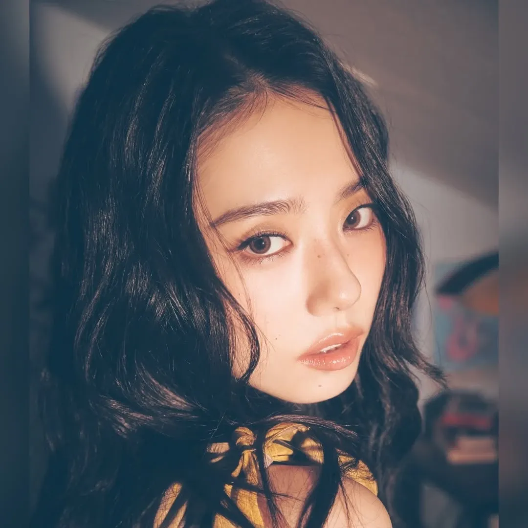 Latest photo of Kim Sohye (I.O.I)