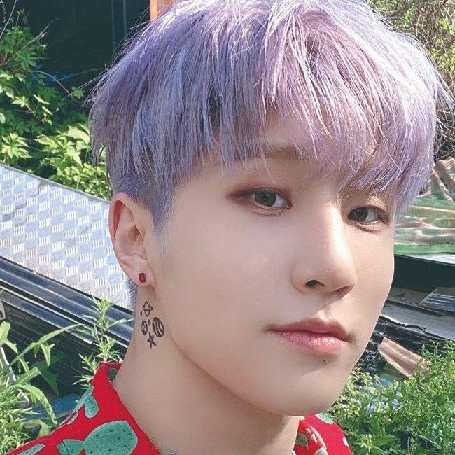 Behind-the-scenes cut of Jinjin (ASTRO)