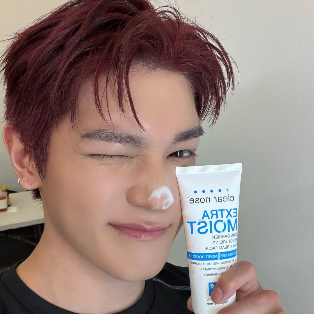 Foto aktivitas terbaru Taeyong (NCT 127)